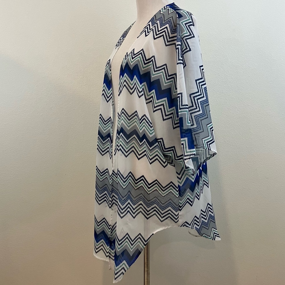 Chevron Print Kimono - Picture 4 of 5